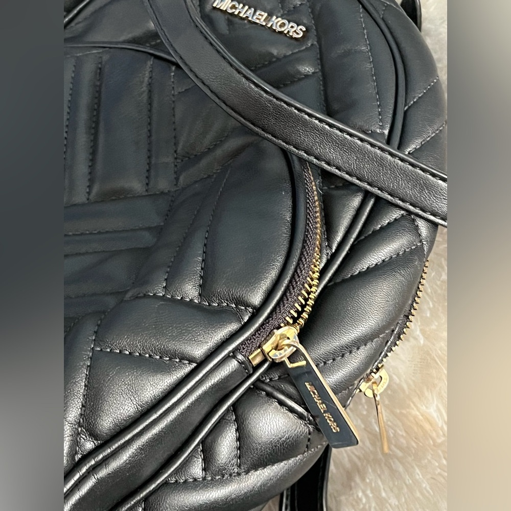 MICHAEL KORS Abbey Medium Quilted Leather Backpack - Picture 11 of 13